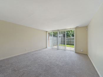 Spacious living room